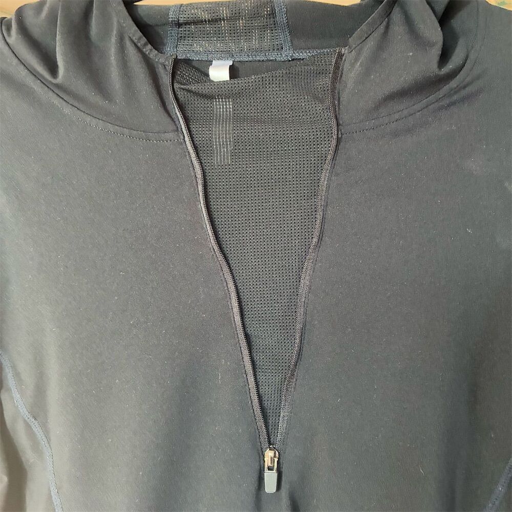 Fabletics Women's Black Half-Zip Hoodie Size L Athletic Activewear - Picture 2 of 8
